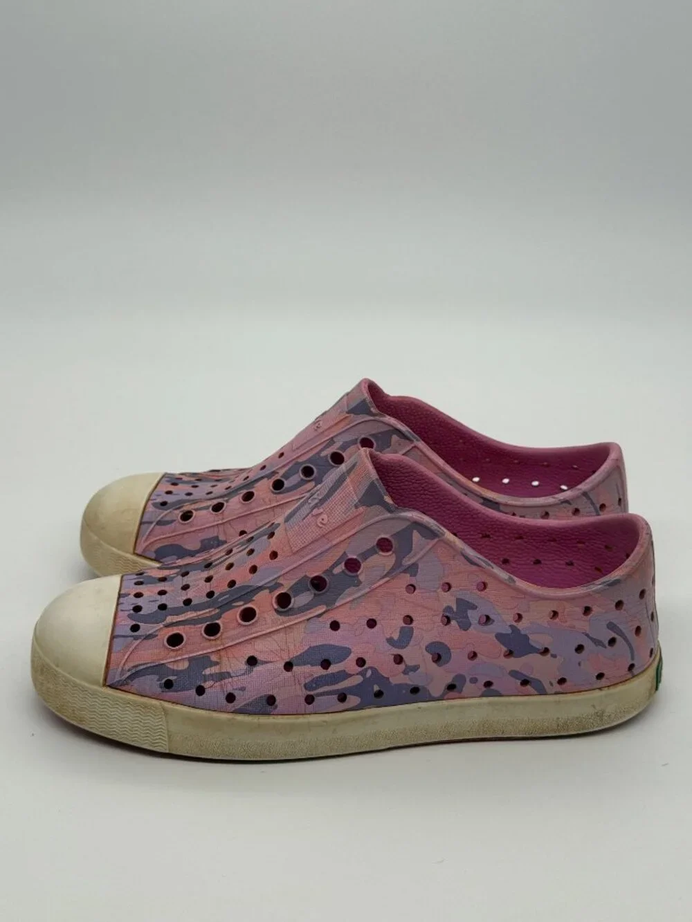 Native Jefferson Print Kids Water Shoes Pink Purple Camo J2
